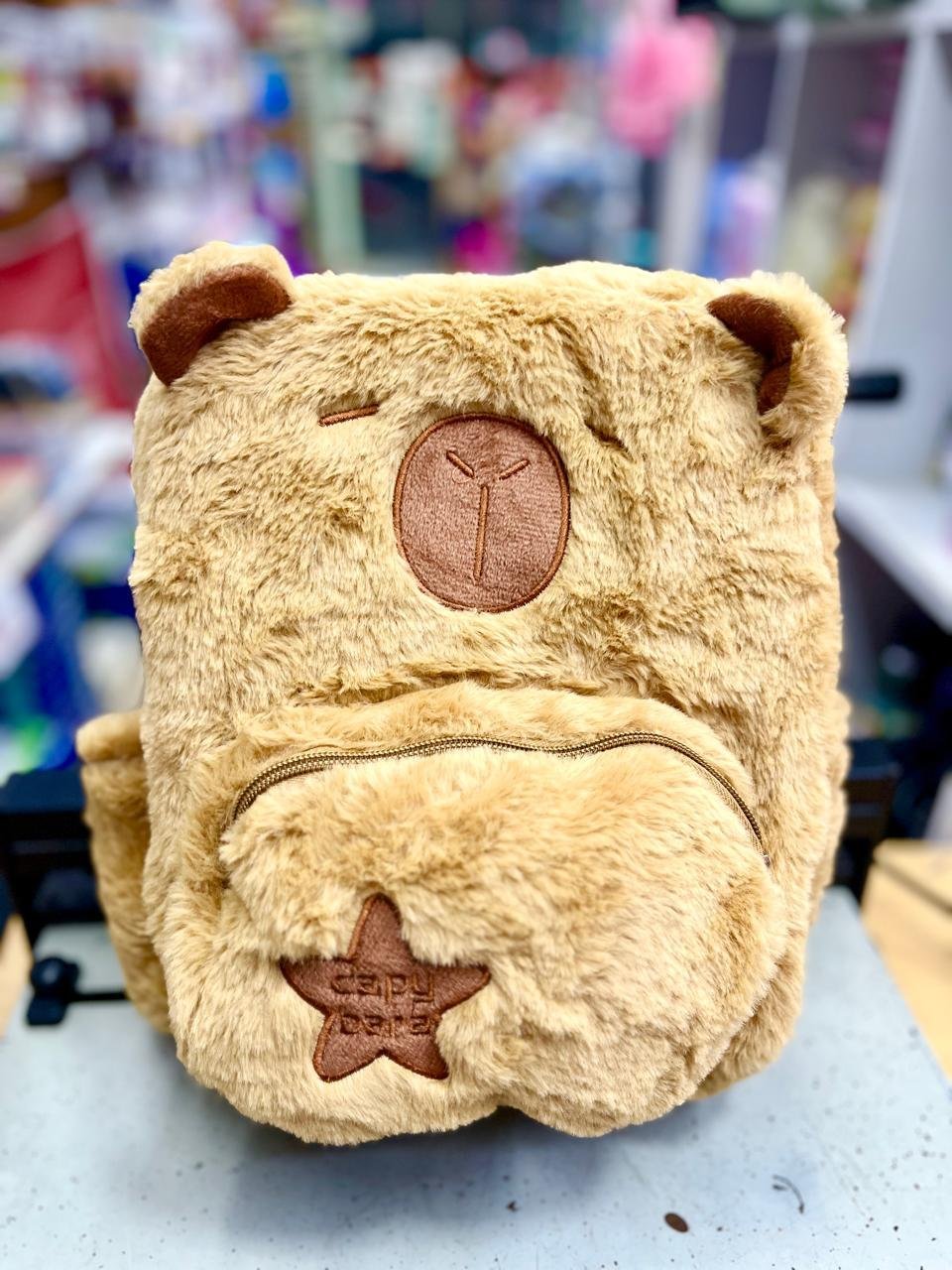 MOCHILAS PELUCHE * CAPIBARA *