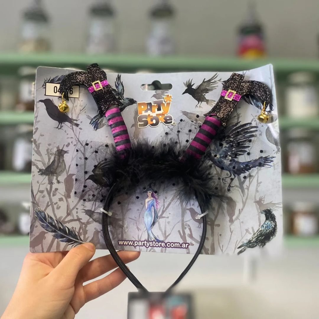 VINCHA PATAS DE BRUJA CON CASCABELES HALLOWEEN