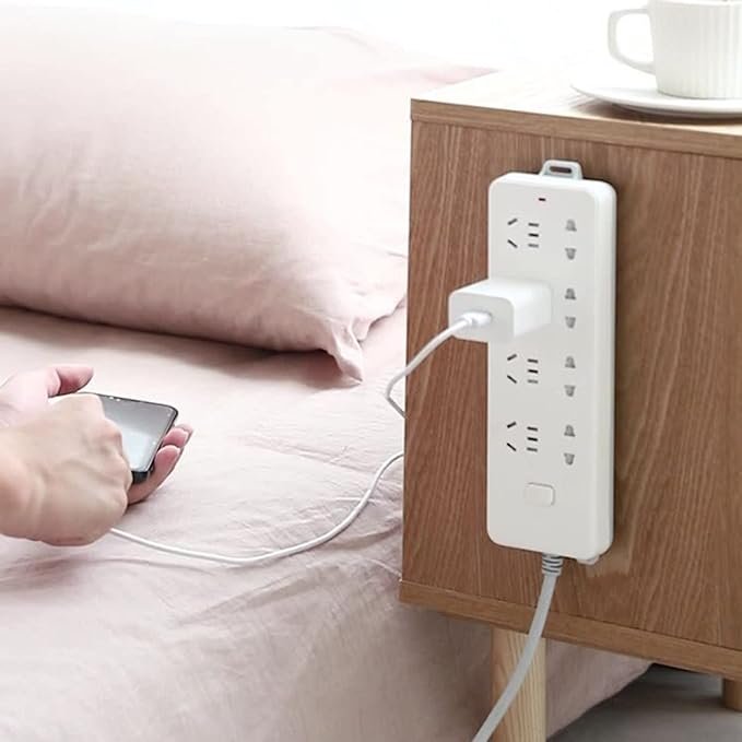 Soportes de Pared Autoadhesivo Multiusos (Zapatilla / Control Remoto)