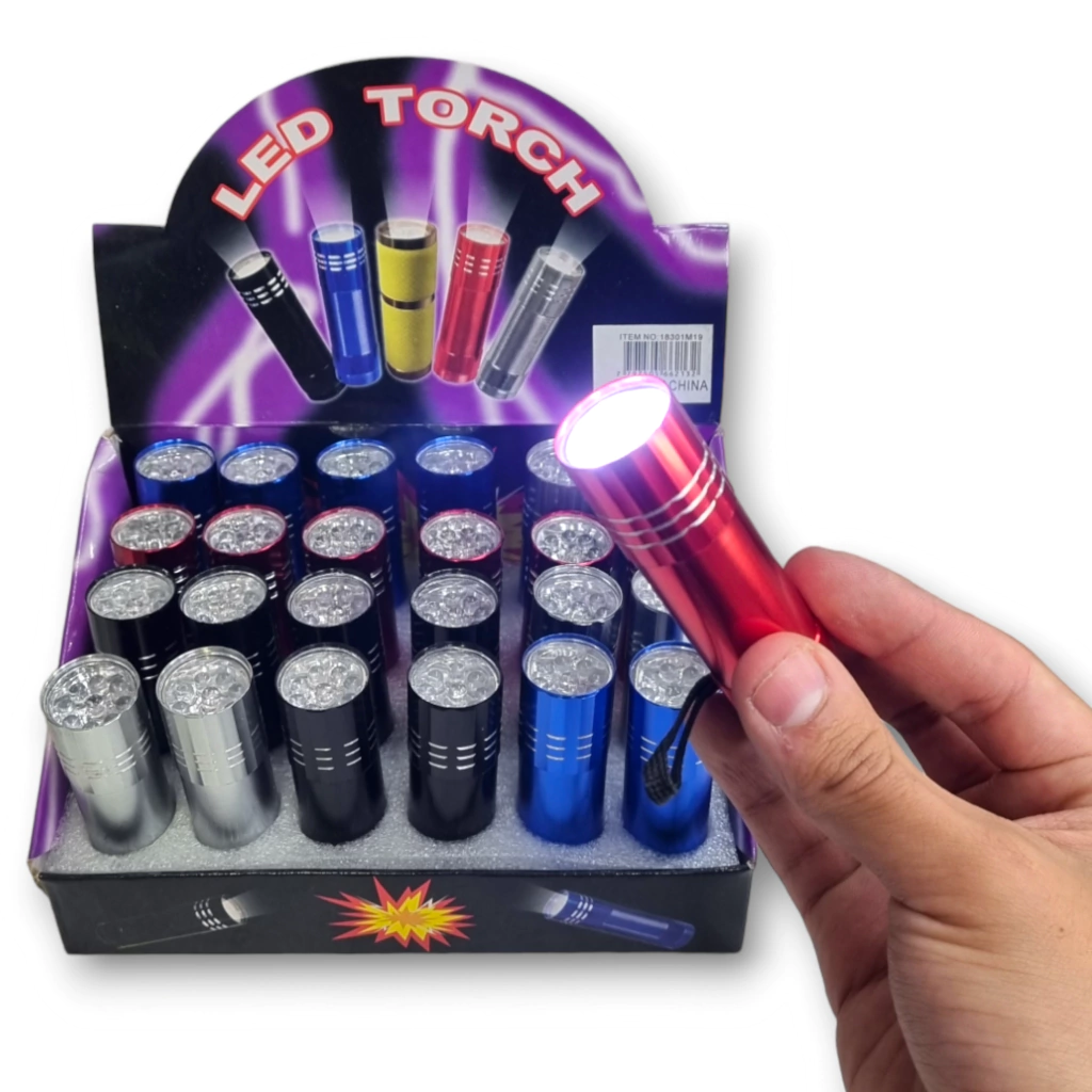 LINTERNA LED * ALUMINIO * METAL CHICA 9 LED (Piilas Incluidas)