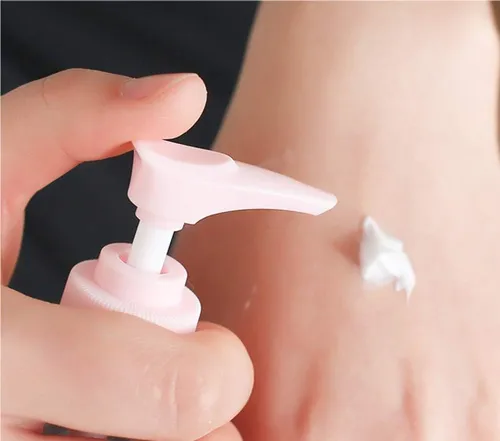 KIT FRASCOS DE VIAJE P/ COSMETICOS x 5 UNIDADES + BOLSA ZIP