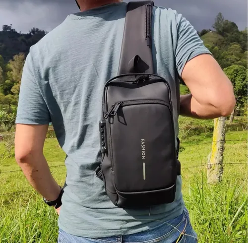 Pechera Cruzada de Seguridad * Negra Antirrobo * Reforzada + USB + Candado de combinación