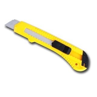 Trinchetas Cutter de Plastico 18 mm Economicas (Anchas)