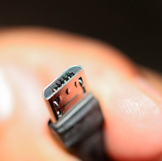 Cargador para Celular V8 Micro Usb 3.1 A (Carga Rápida) TIME