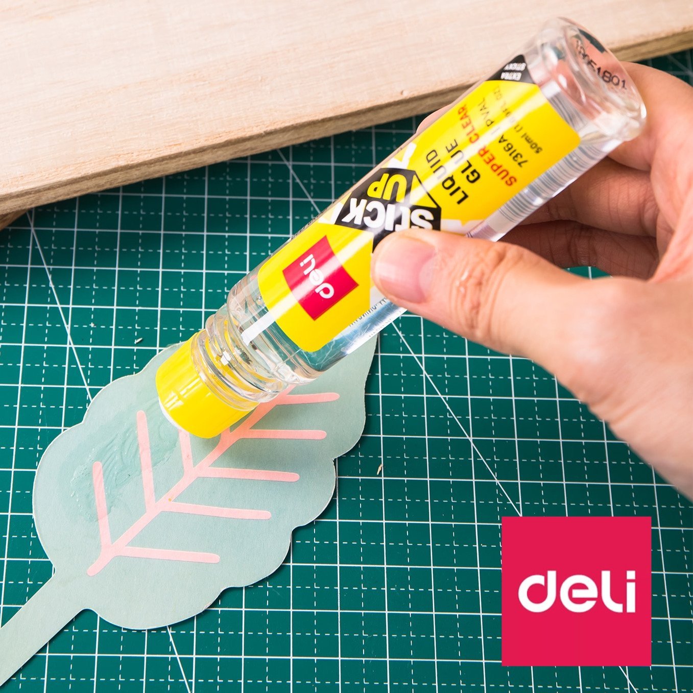 ADHESIVO SINTETICO DELI 100 ML GIGANTE (Ultra Cristal) CALIDAD