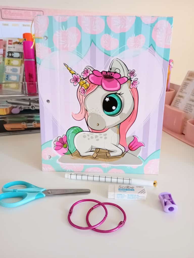 Tapa de Carpeta Escolar N3 " UNICORNIOS "