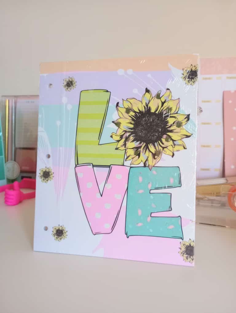 Tapa de Carpeta Escolar N3 " LOVE "