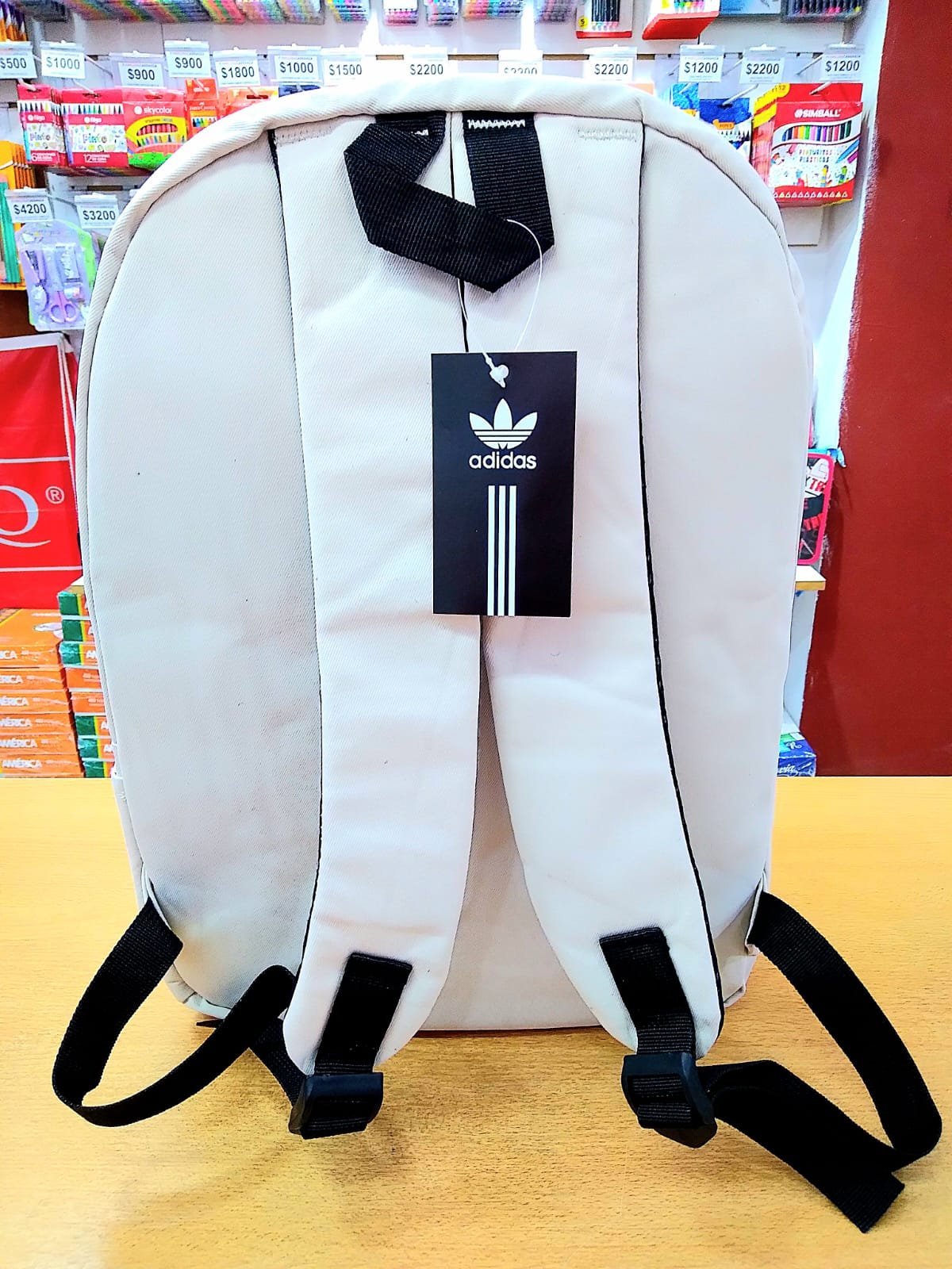 Mochila Reforzada Grande " ADIDAS " (Excelente Calidad) Interior Impermeable