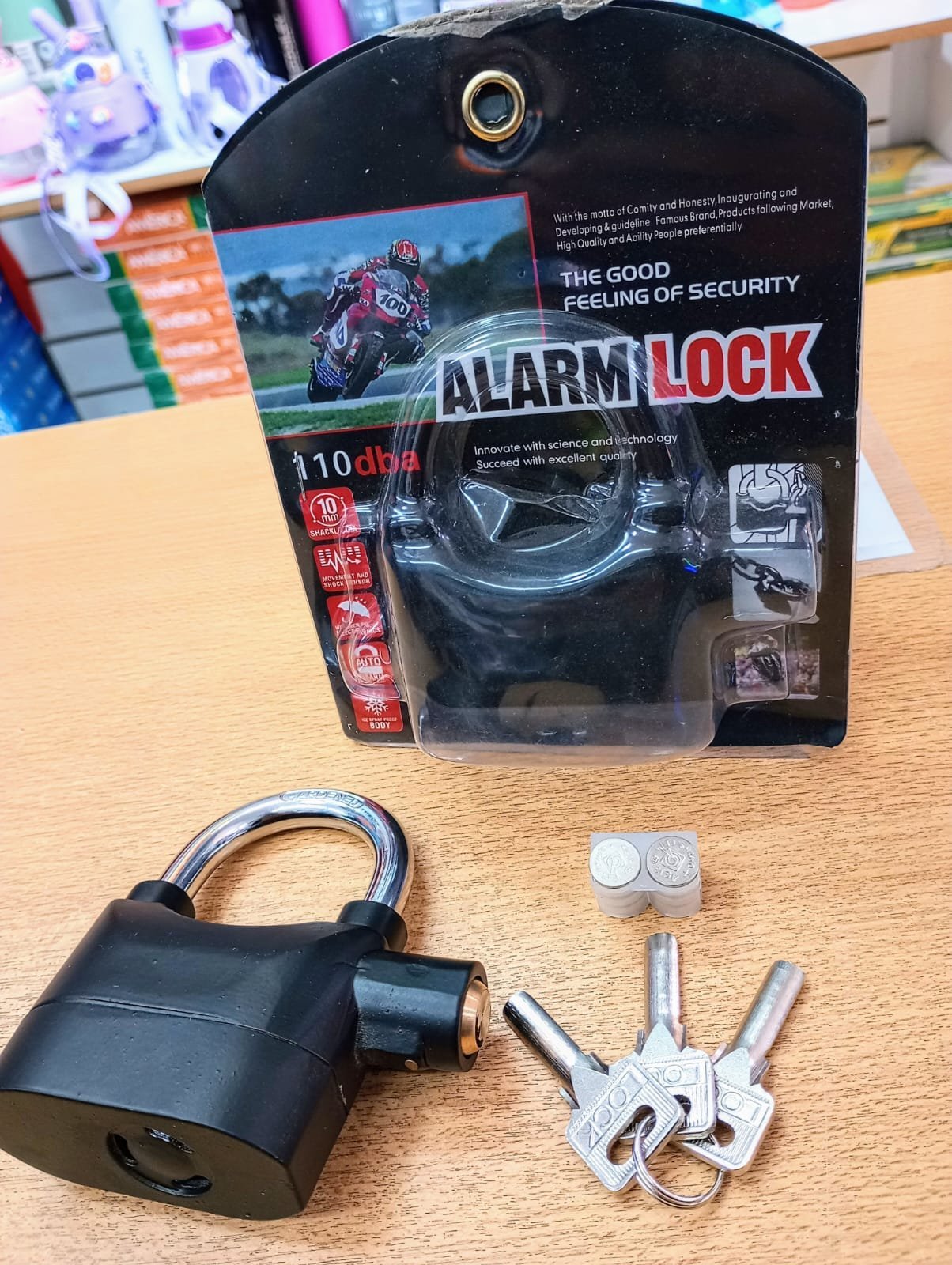 Candado Reforzado *con Alarma* Antirrobo 70 MM (3 llaves)