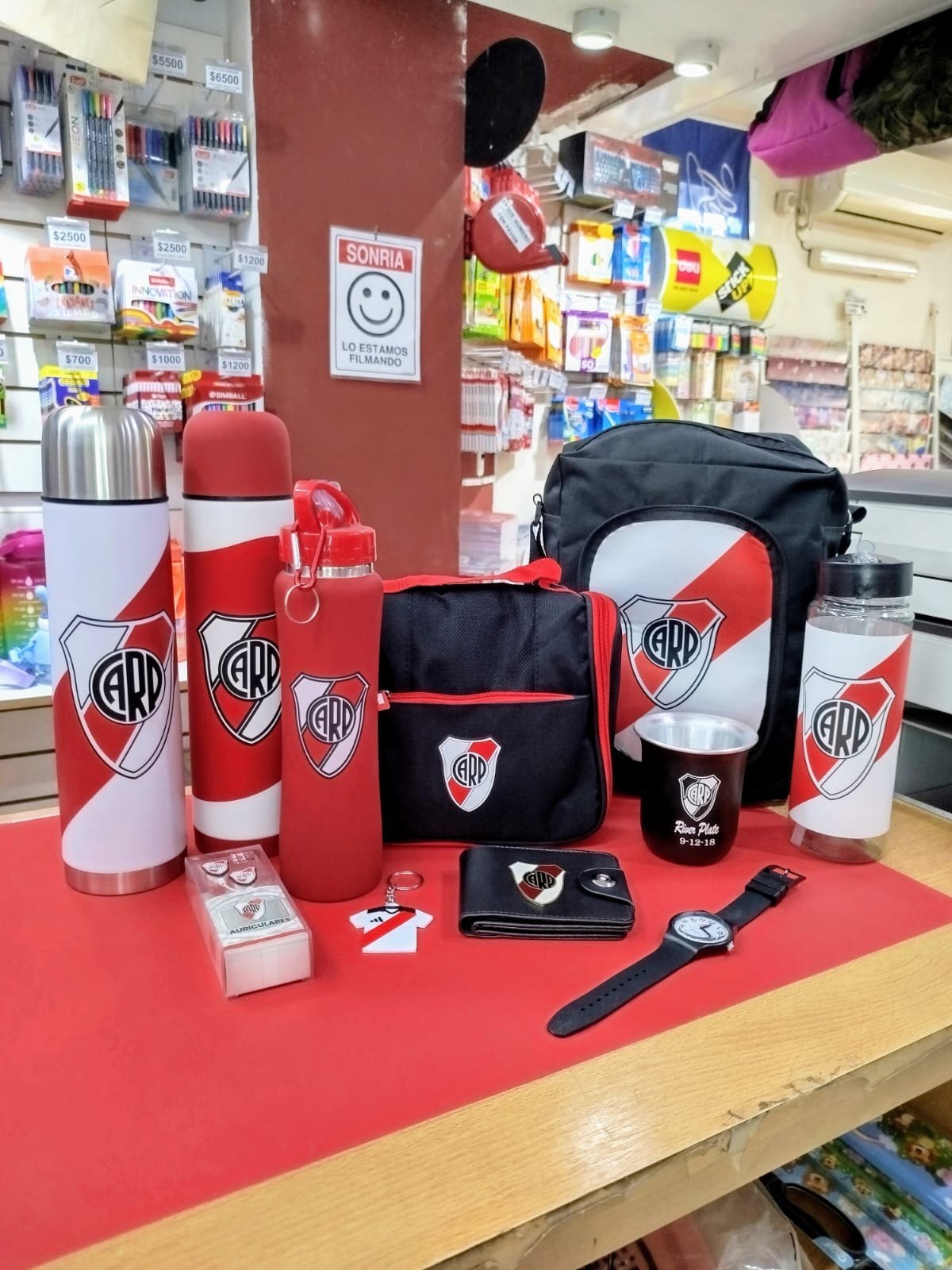 BOTELLA DEPORTIVA * RIVER PLATE * CON PICO