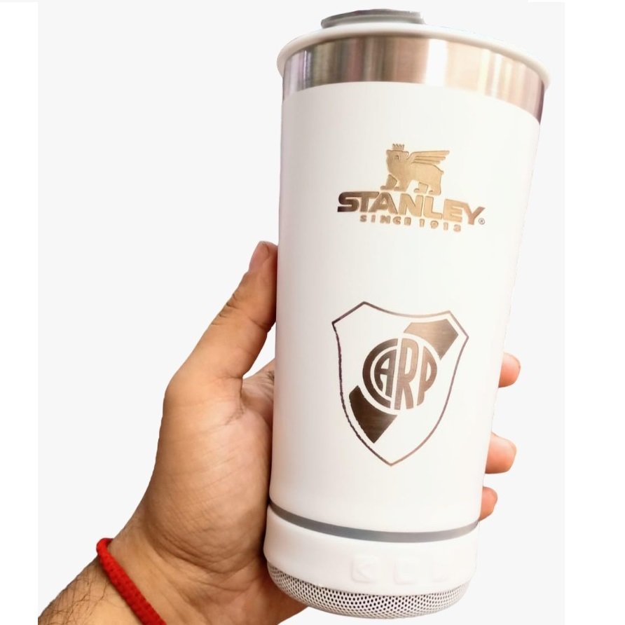 VASO TERMICO "RIVER PLATE BLANCO" STANLEY PREMIUM 500 ML - CON PARLANTE BLUETOOTH - ACERO INOXIDABLE (DOBLE CAPA) C/ LUCES + TAPA Y ABRIDOR DE B0TELLAS