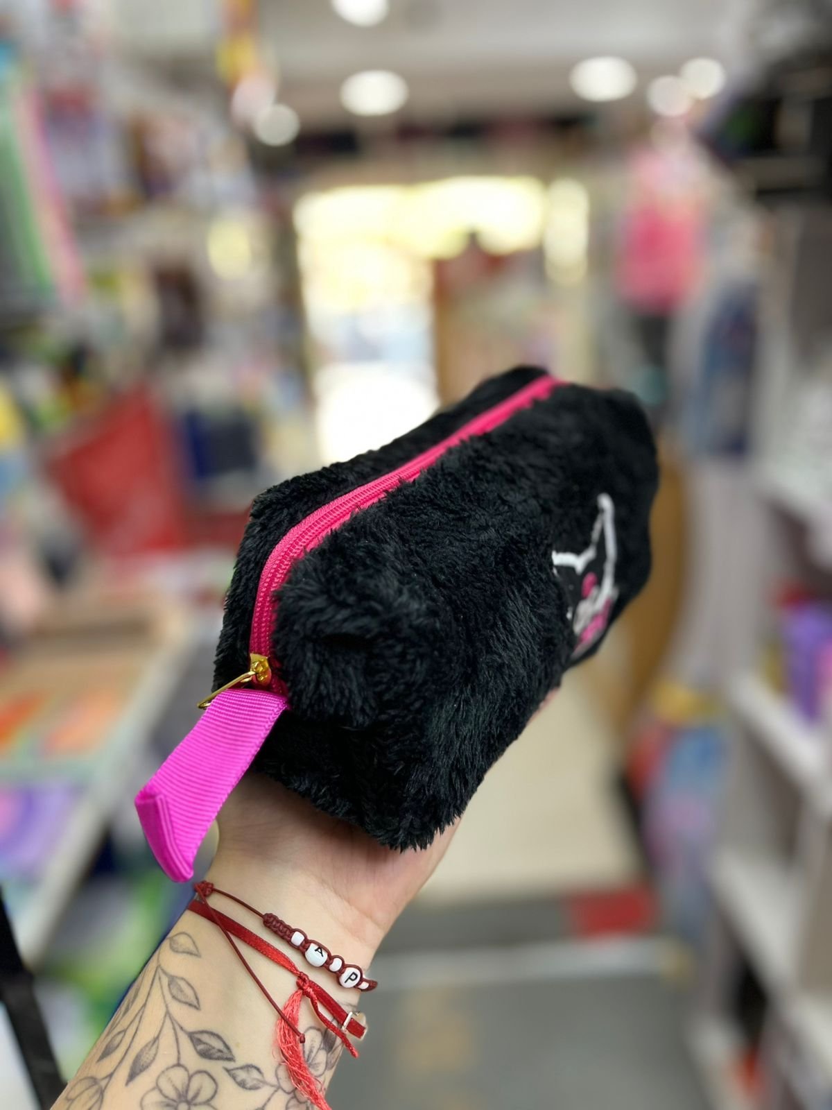 CARTUCHERAS *KUROMI NEGRA* PELUCHE