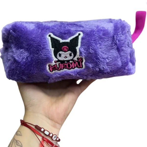 CARTUCHERAS *KUROMI VIOLETA* PELUDA