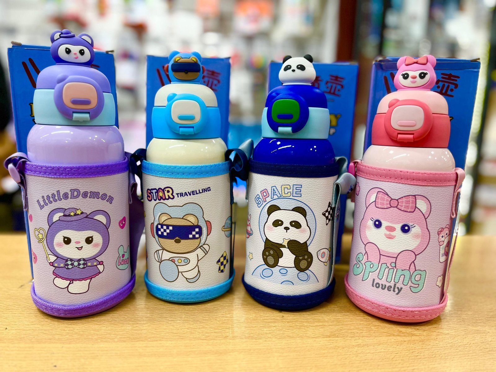 BOTELLA INFANTIL * SPACE (PANDA) * C/ FUNDA PICO TIPO SORBETE 500ML ACERO INOXIDABLE