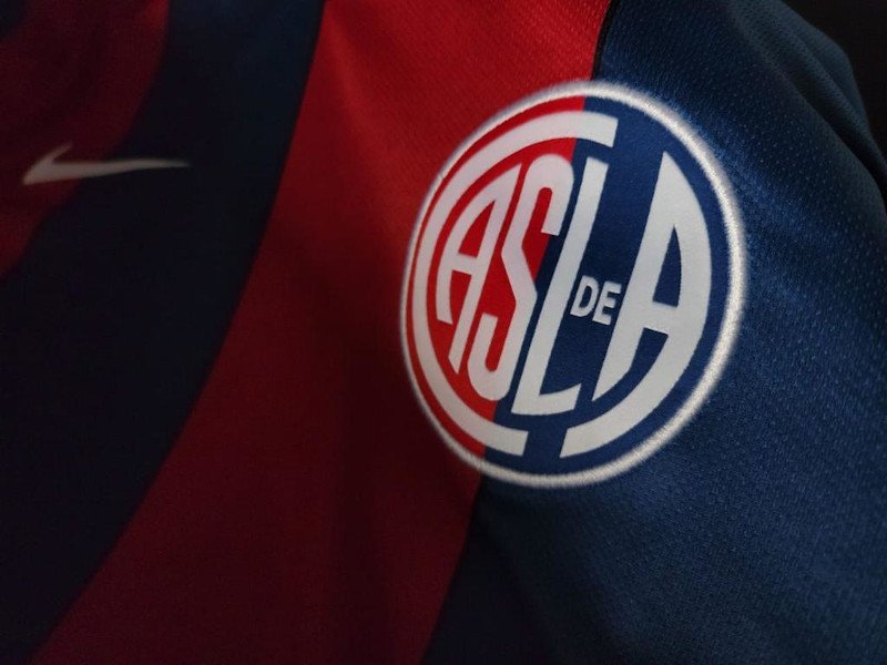 Lapicera BORRABLE Retráctil " GUEMES / SAN LORENZO " (Tinta Azul) Trazo Fino BRW (C/ Repuesto PELIKAN)