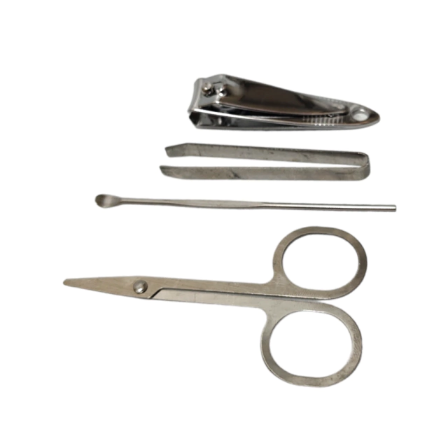 Set de Manicura * Estuche Rigido * 4 Piezas