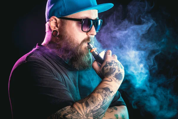 VAPEADOR DESCARTABLE * LEMON TART * 1500 PUFFS V1500 (Sabor a Tarta de Limón) AMARILLO