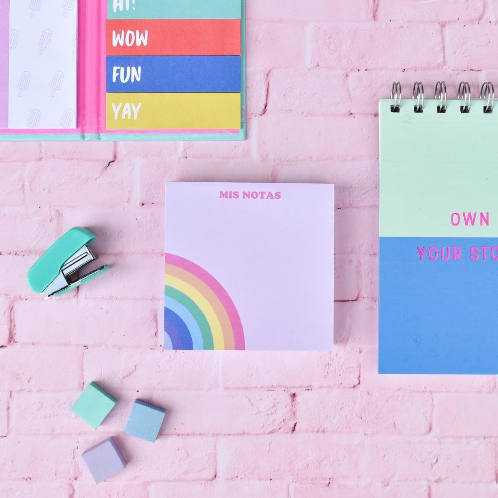 PORTA TACO DE ACRILICO "VIBRA ALTO" 76 x 76 + TACO DE PAPEL x 200 HOJAS (SIN ADHESIVO)  MIS NOTAS