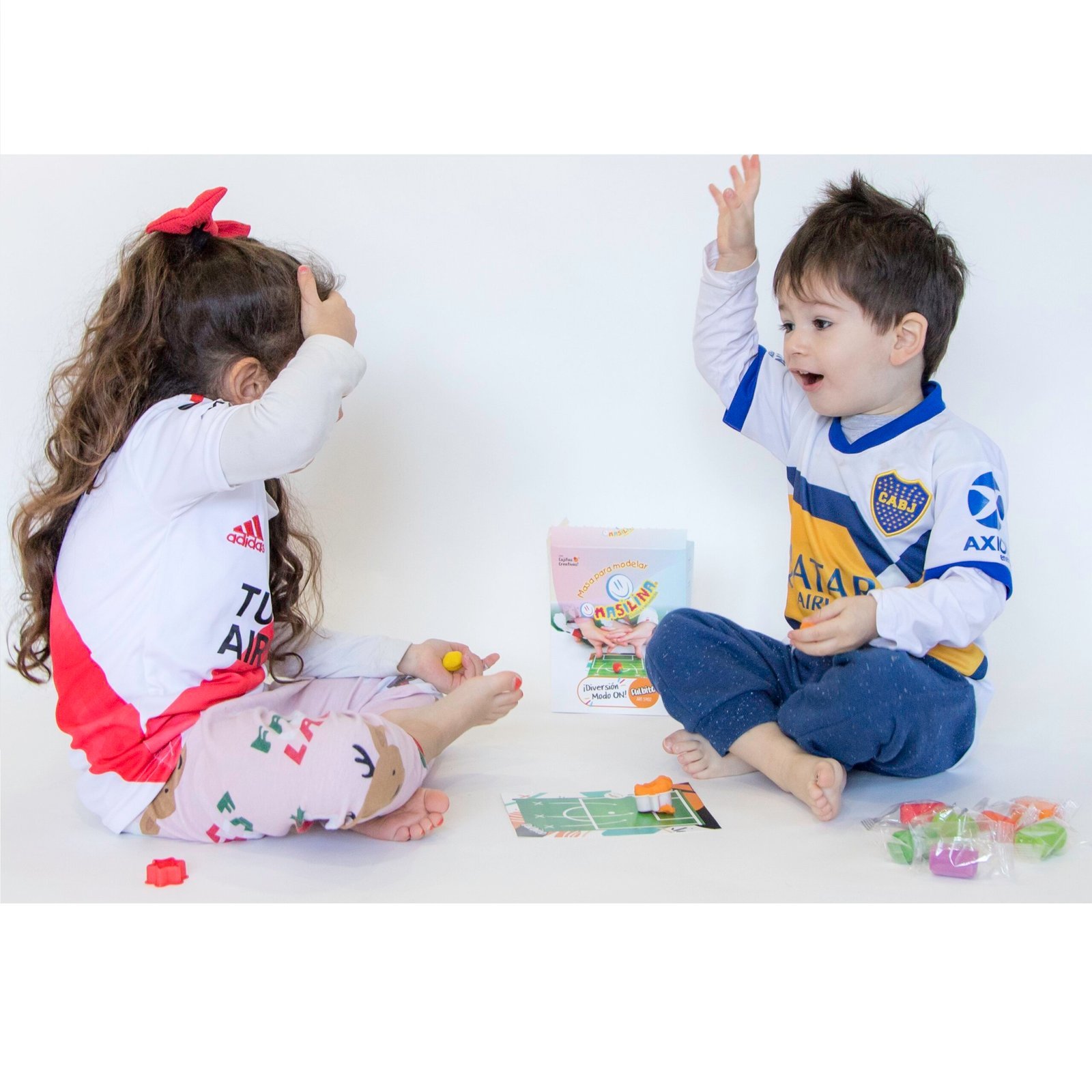 CAJITAS CREATIVAS * FULBITO * MASAS + ACCESORIOS MASILINA (Juego para los mas chicos)