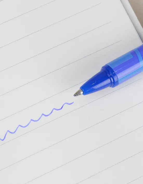 Lapicera BORRABLE Retráctil " Perritos " (Tinta Azul)