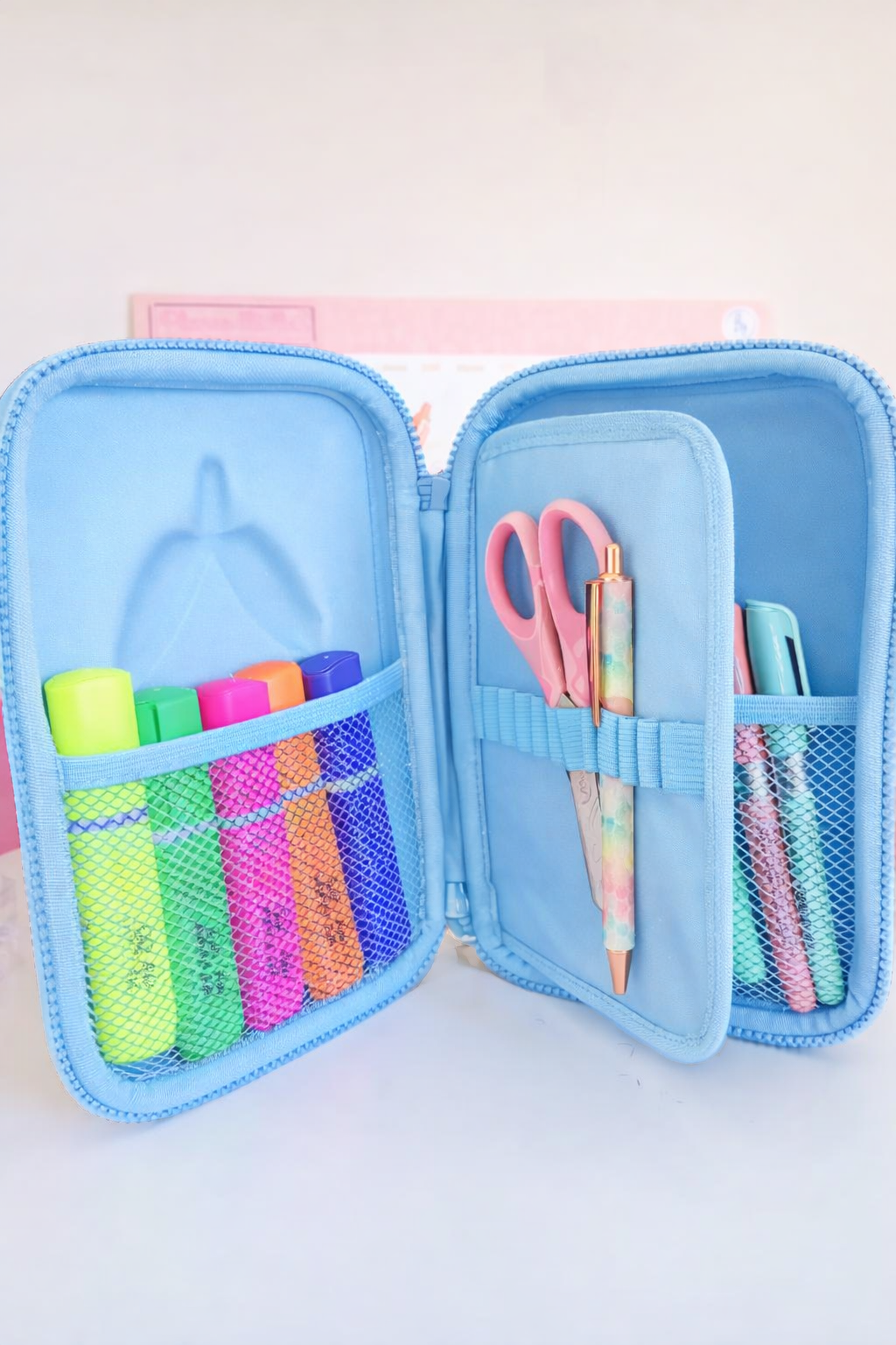 CARTUCHERAS EVA 3D " UNICORNIO " RIGIDAS 1 CIERRE REFORZADAS (2 Divisiónes Internas)