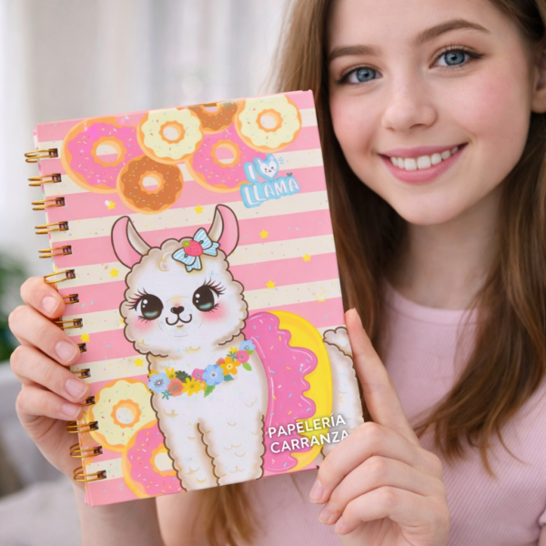 CUADERNOS C/ ESPIRAL 15 X 21 ” Llama ” Hojas RAYADAS c/ Diseño A5 TAPA DURA