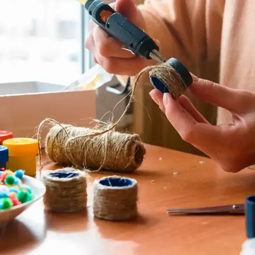 Pistola Encoladora " CANDELA " Chica 10 W Con Pico Aislado + 2 BARRAS