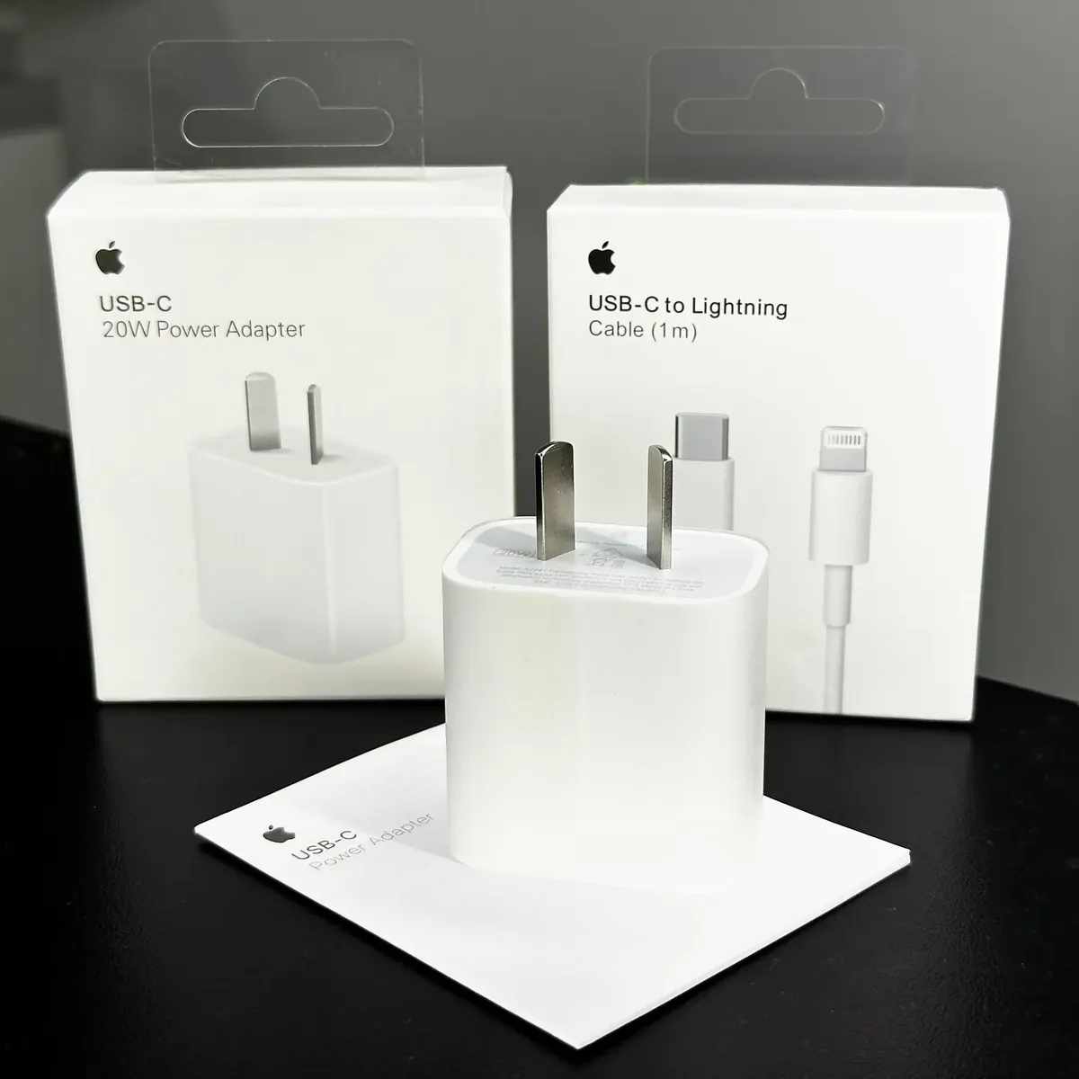CABEZAL PARA IPHONE 20W (SIN CABLE) CARGADOR - Carga RAPIDA - ENCHUFE PREMIUM  Entrada Tipo C